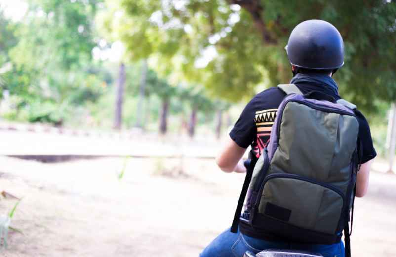 Location de scooter à Santorin : avis et astuces